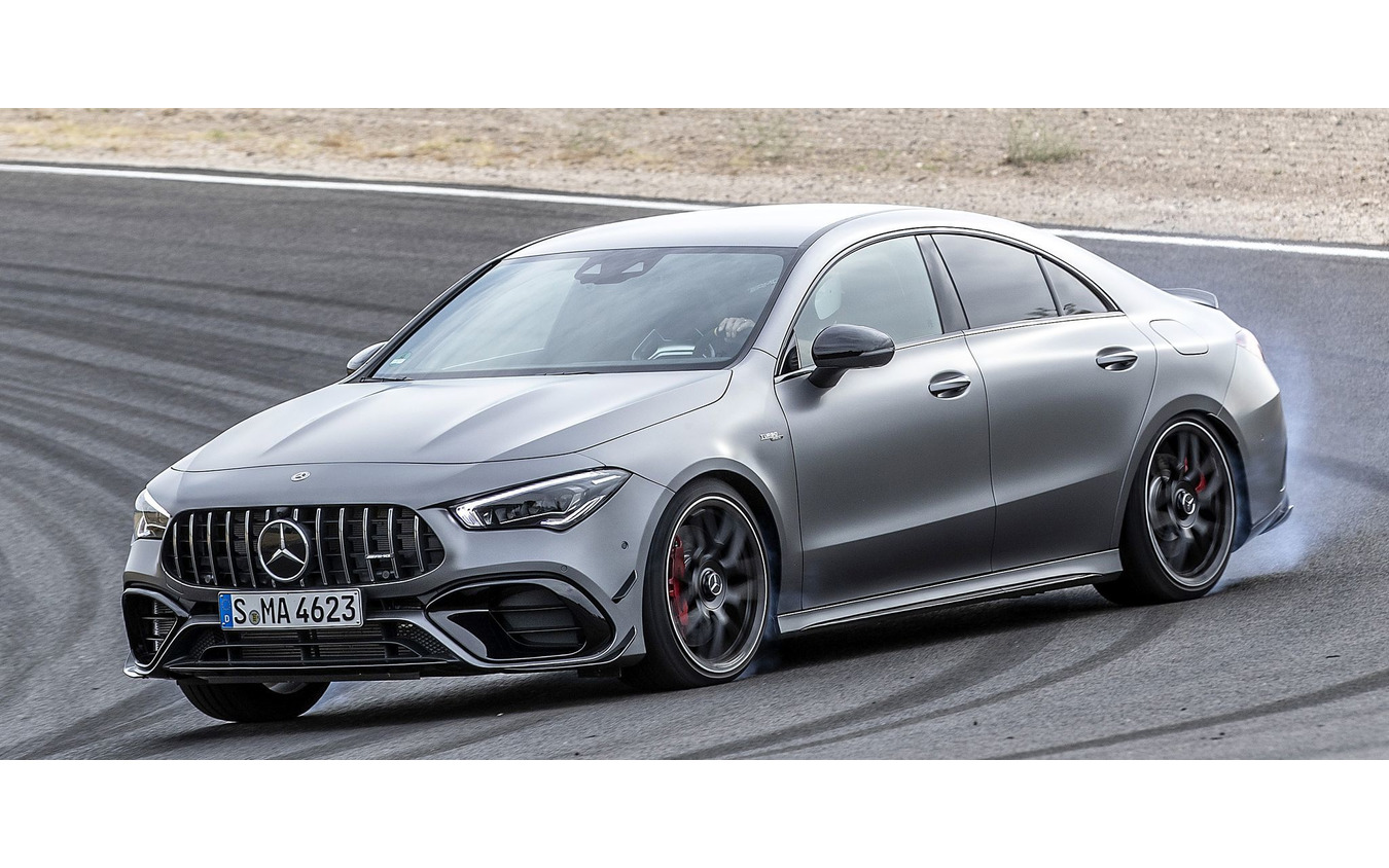 メルセデスAMG CLA45 S 4MATIC+ 新型