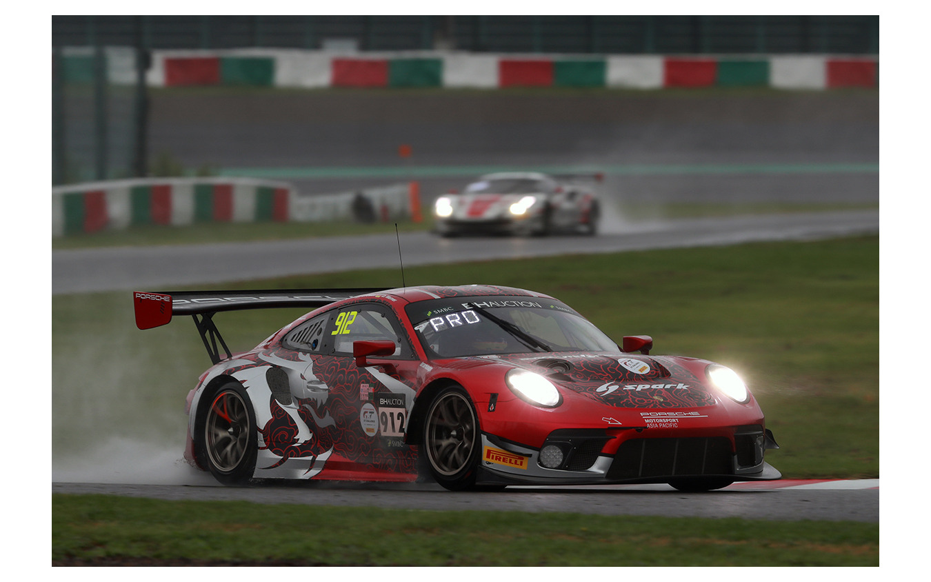 総合3番手の#912 Absolute Racing