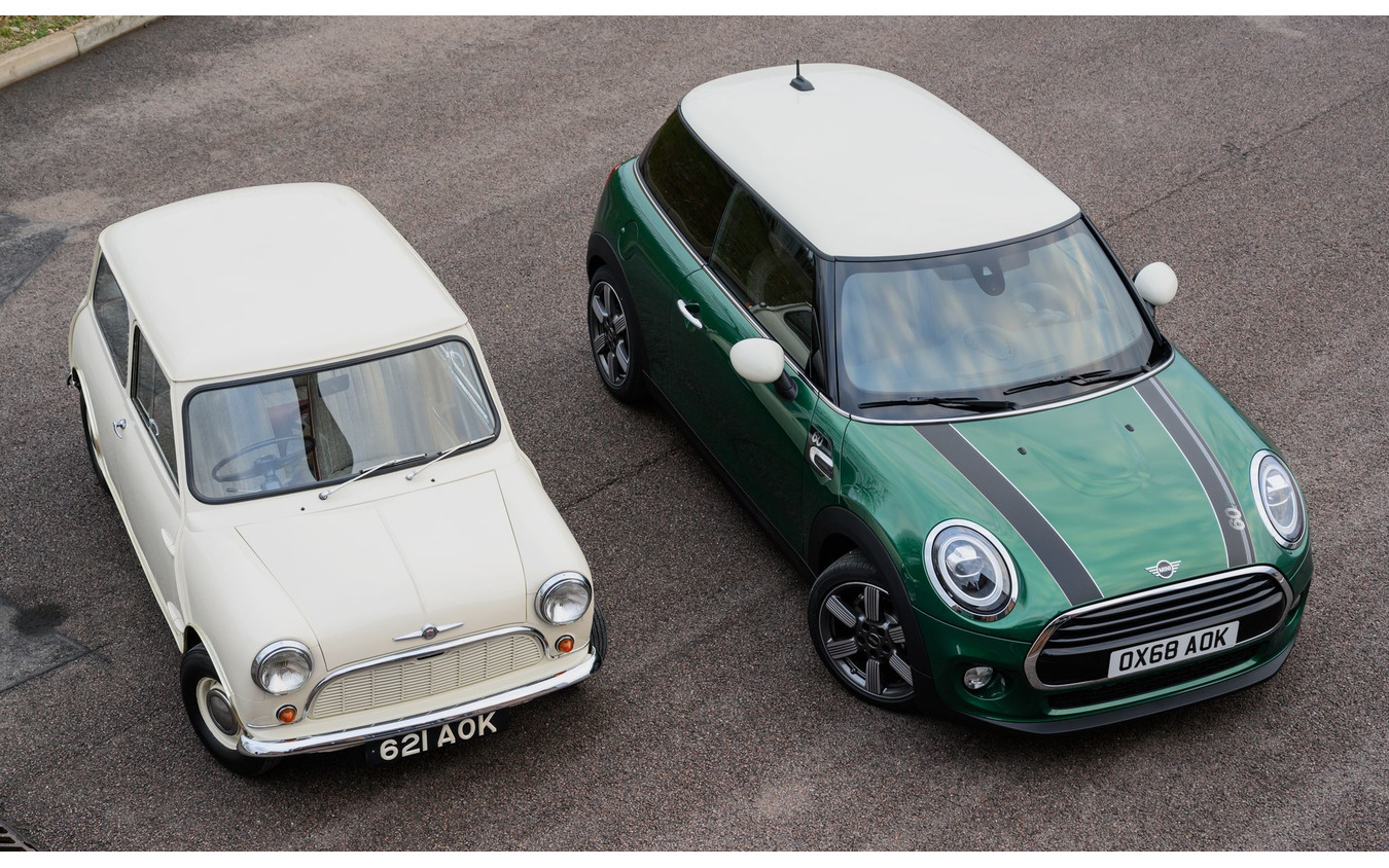 クラシック Mini と MINI の60 YEARS EDITION