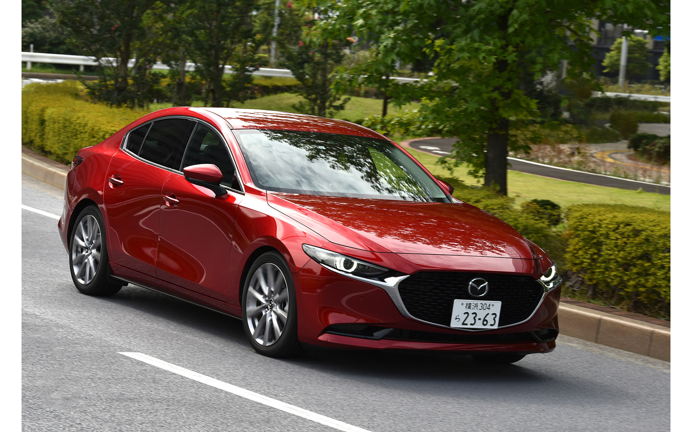 マツダ3 新型試乗 100kgの車重差を補って余りあるディーゼルのトルク感 吉田匠 レスポンス Response Jp マツダ3 新型試乗 100kgの車重差を補って余りあるディーゼルのトルク感 吉田匠 レスポンス Response Jp