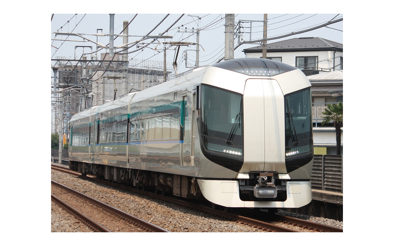 『尾瀬夜行2355』に使用されている500系「リバティ」。同列車は10月11・12日発車分の運休が決定している。