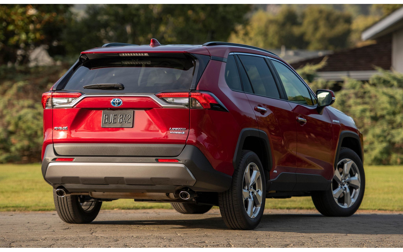 トヨタRAV4ハイブリッド新型(参考画像)