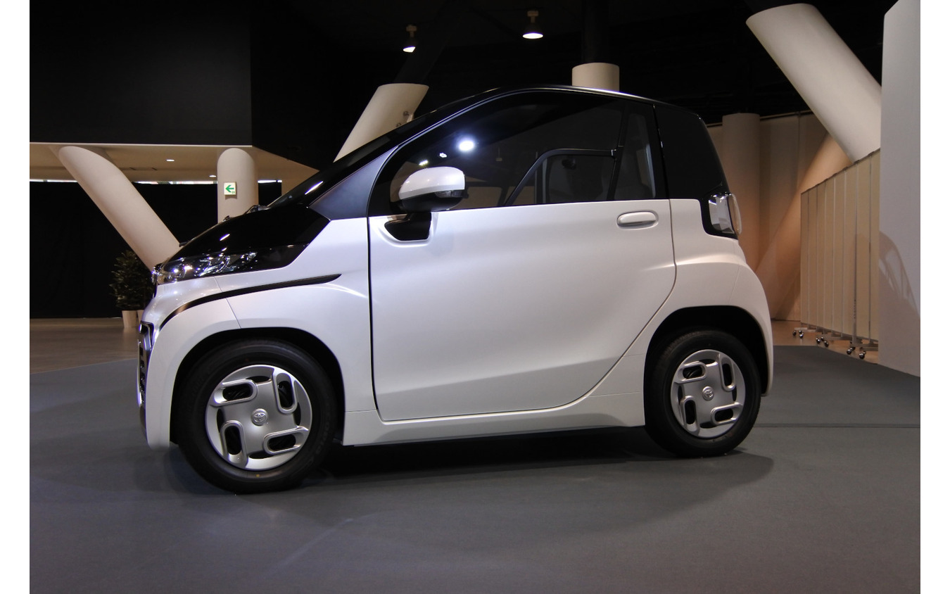 トヨタ自動車 超小型EV