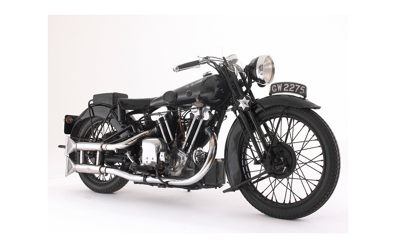 アラビアのロレンスこと、トーマス・エドワード・ロレンスが所有したブラフスーペリアSS100(1932年)。英ナショナル・モーター・ミュージアム蔵