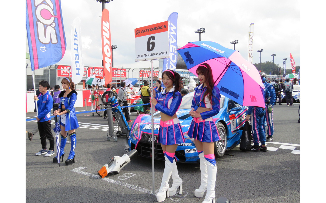 ドライバーズチャンピオンを獲得する#6 LC500(決勝2位)。