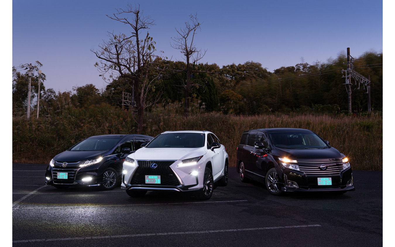 字光式ナンバーの光り方に驚愕 業界初の設計思想 R Ray 登場 伊藤梓 3枚目の写真 画像 レスポンス Response Jp