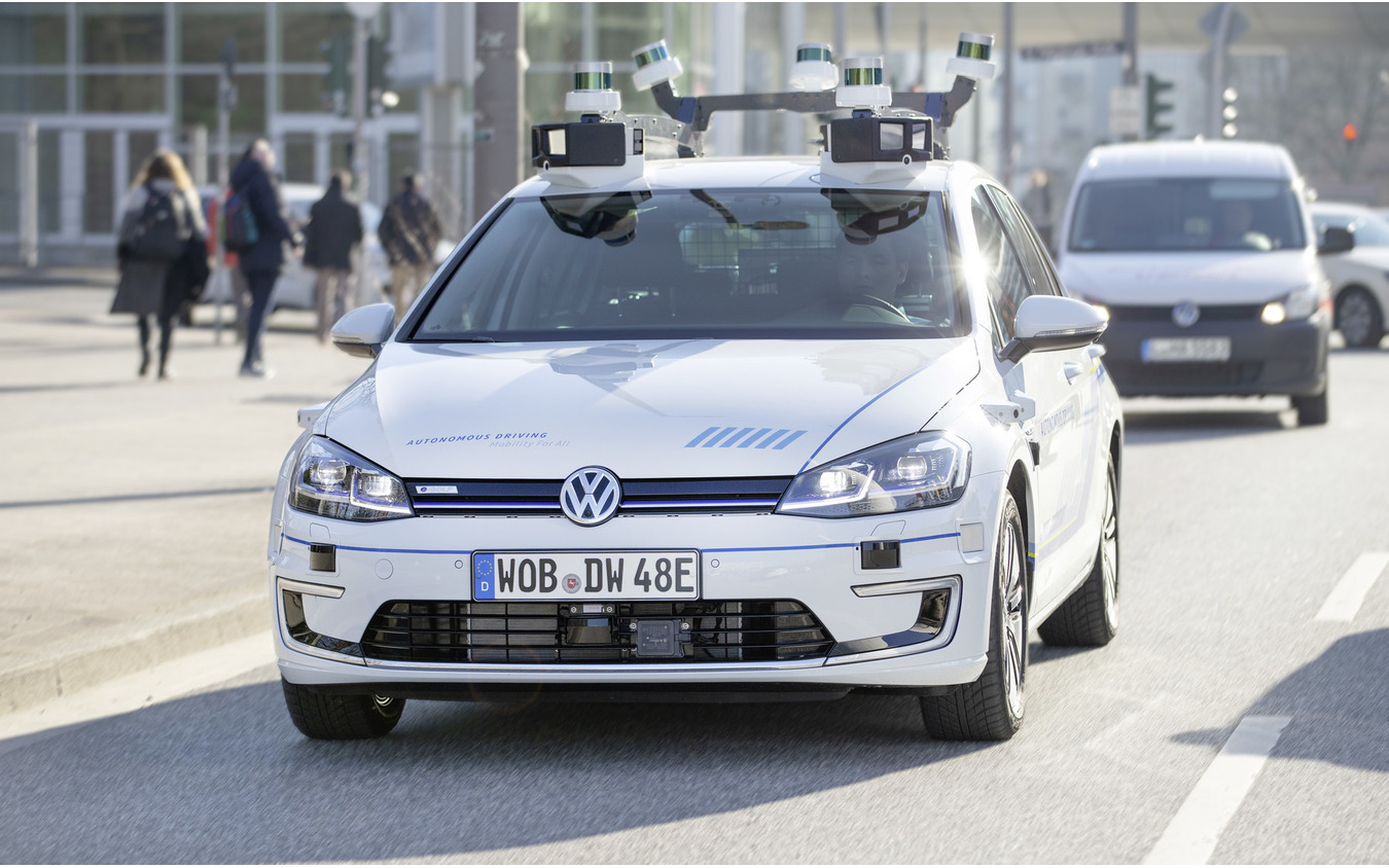 フォルクスワーゲンは自動運転「レベル4」の公道テストをおこなっている(参考画像)