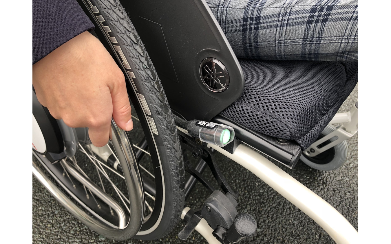 発想は電アシ自転車から だけど中身は全く違う 電動車いす 開発者に聞いてわかった意外な事実 レスポンス Response Jp