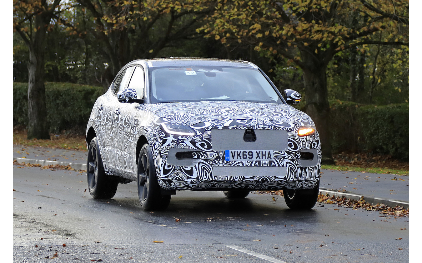 ジャガー E-PACE 改良新型プロトタイプ スクープ写真