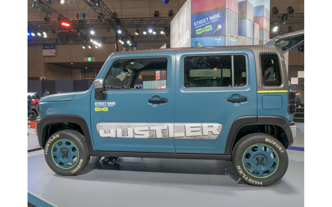 マット塗装が目をひく。車高は少しだけアップしている。(東京オートサロン2020)