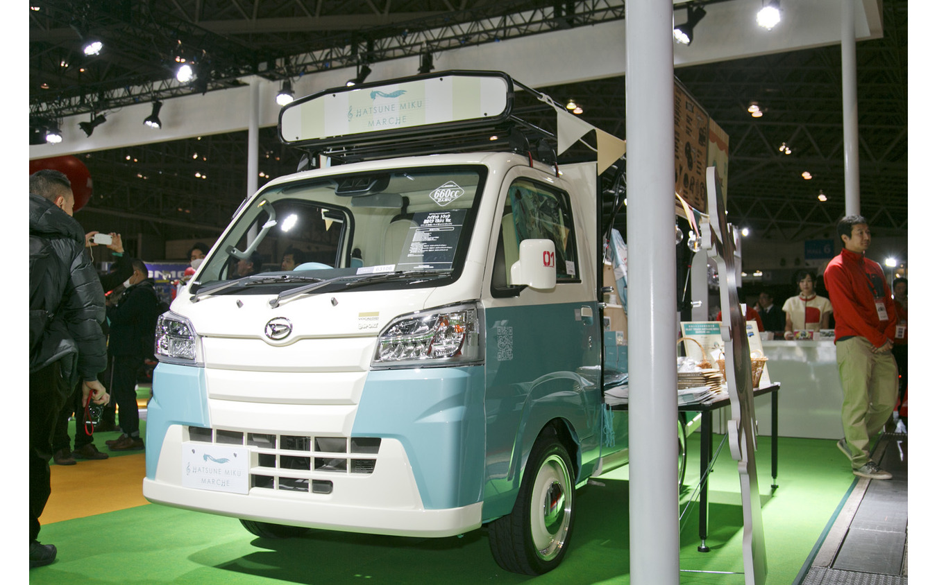 ダイハツ・ハイゼットトラック初音ミク マルシェver.(東京オートサロン2020)