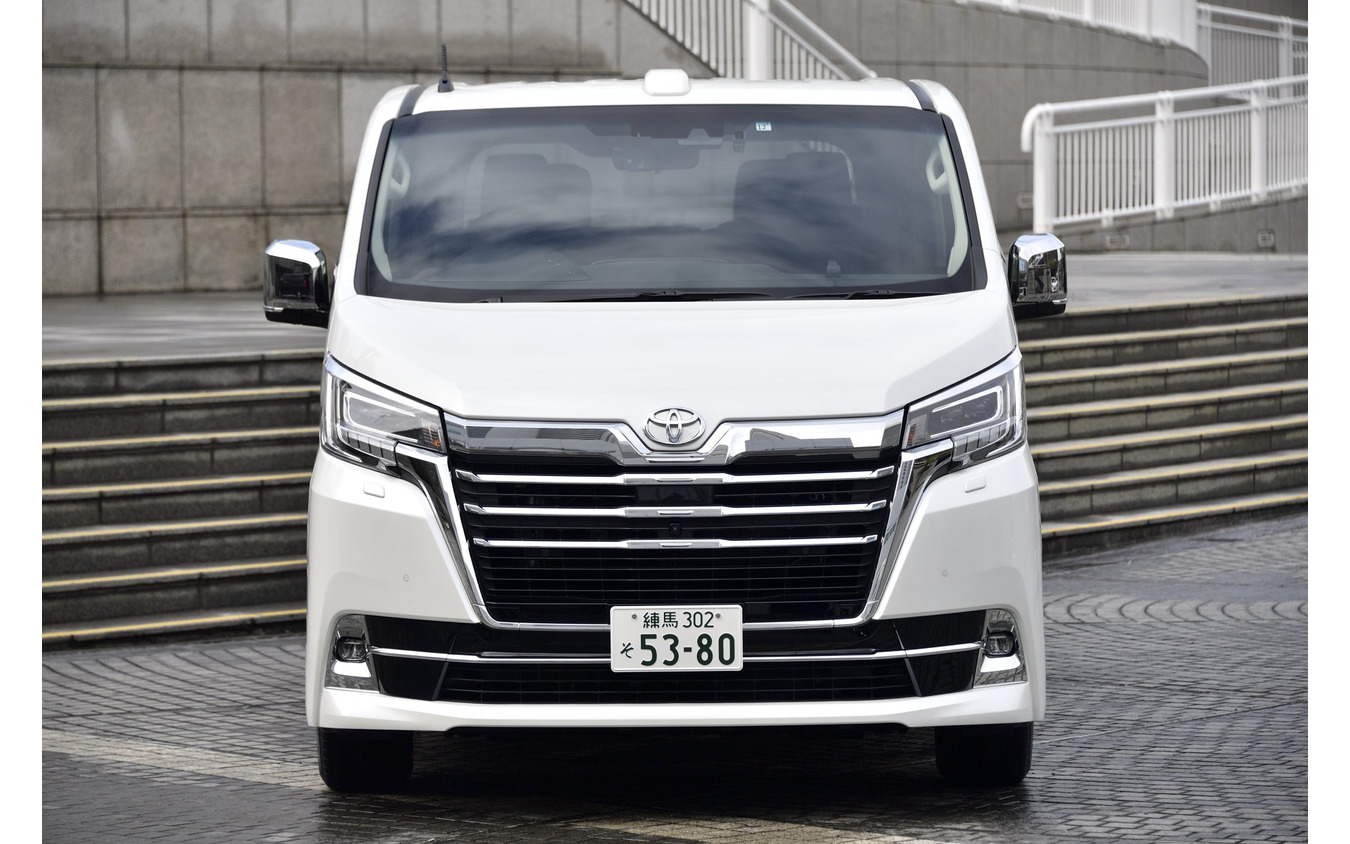 トヨタ グランエース 全長5m超えのおもてなし用高級ワゴン 詳細画像 レスポンス Response Jp