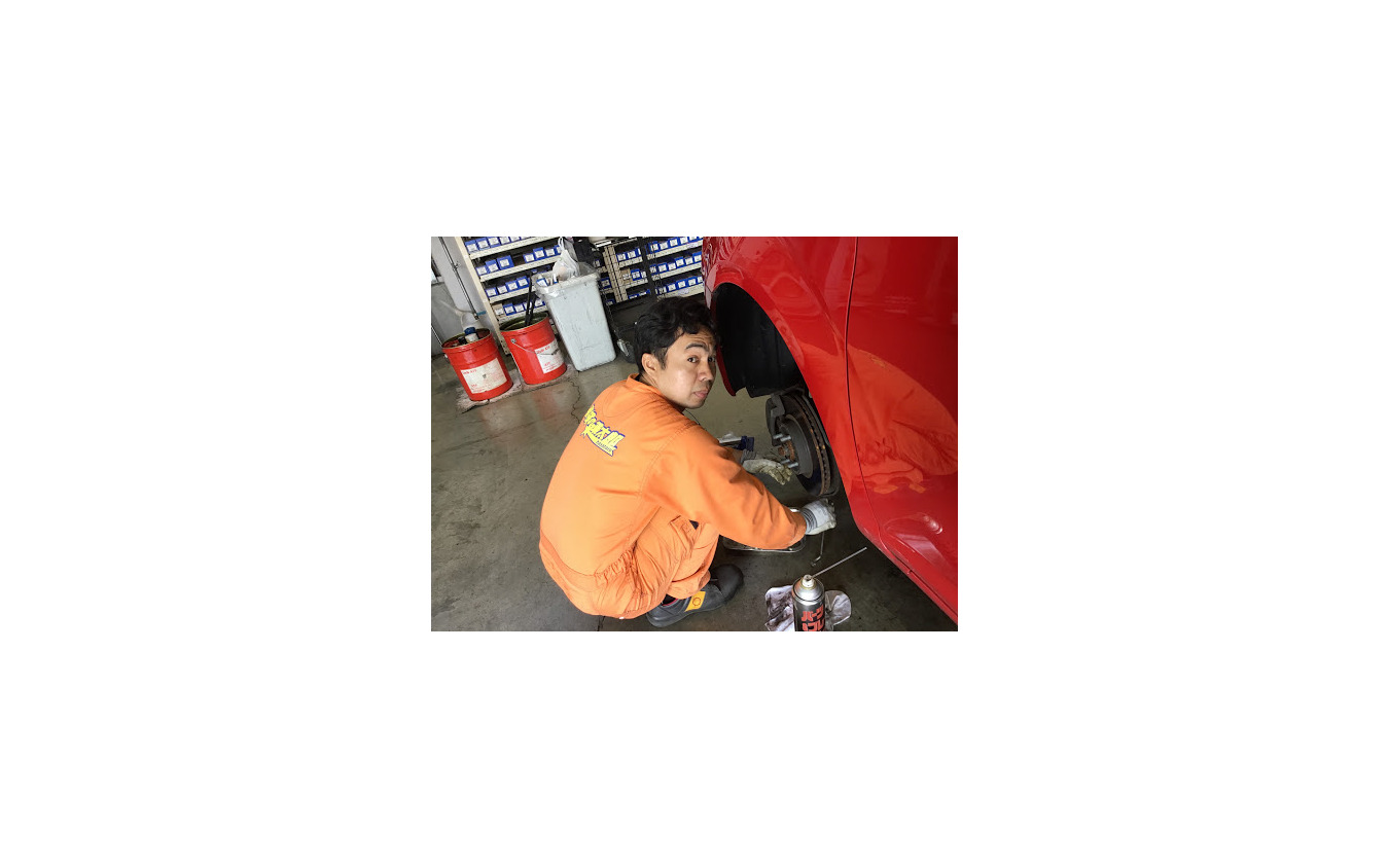 作業中の技能実習生(ヤマヒロ様)