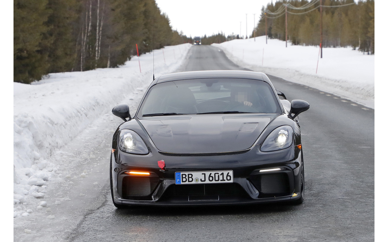 ポルシェ ケイマンGT4 RS 開発車両(スクープ写真)