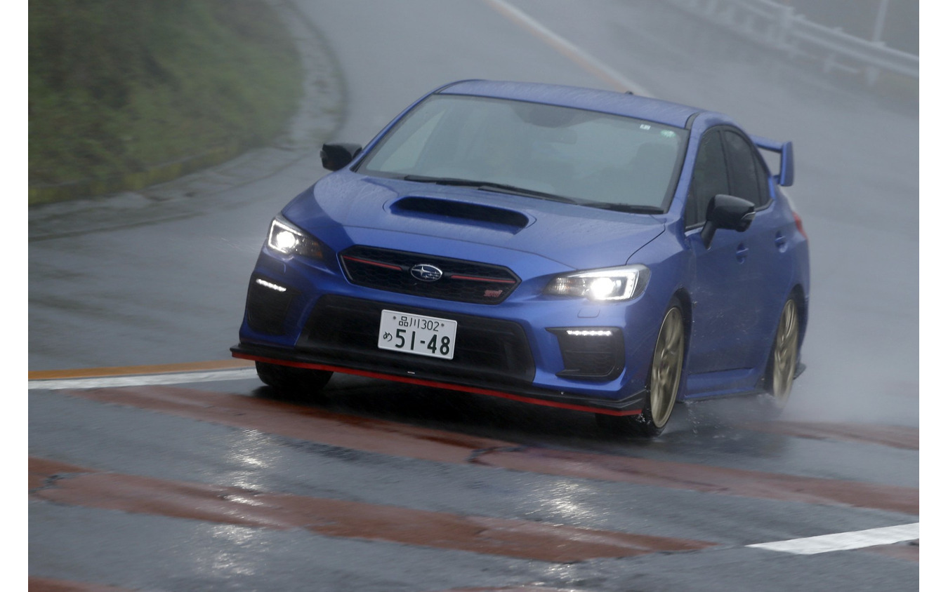 スバル WRX STI ファイナルエディション