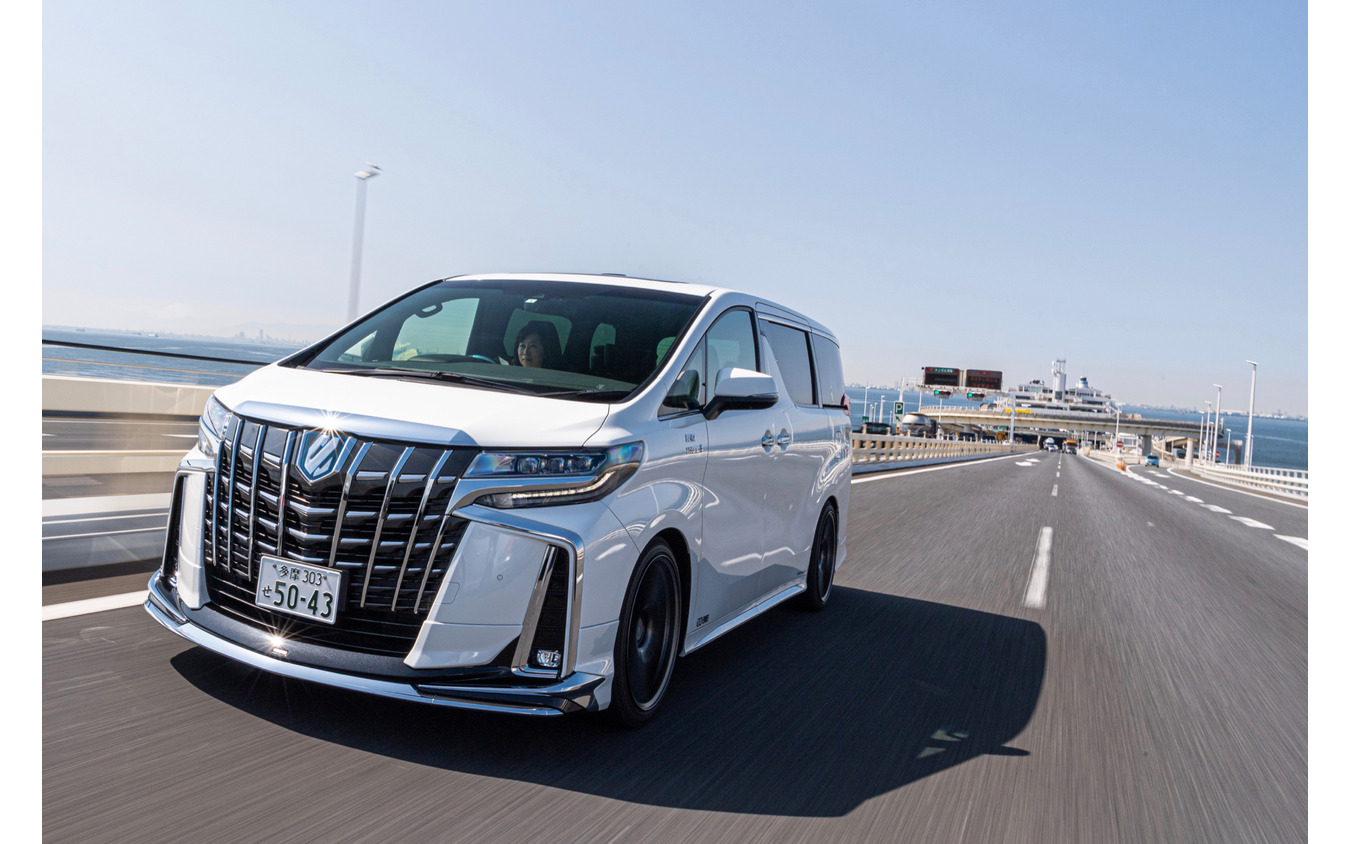 走って納得 見て納得 そして家族も喜ぶ新しい車高調システム Blitz Damper Zz R Specdsc Plus レスポンス Response Jp