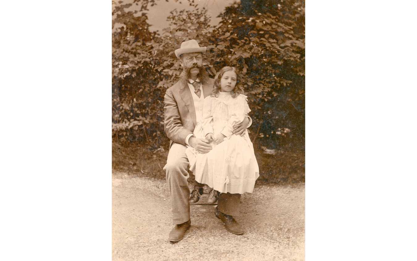 エミール・イェリネックと娘のメルセデス・イェリネック（1895年ごろ）