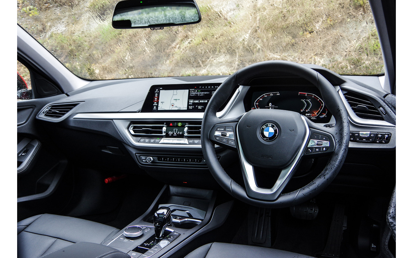 BMW 1シリーズ 新型(118i)