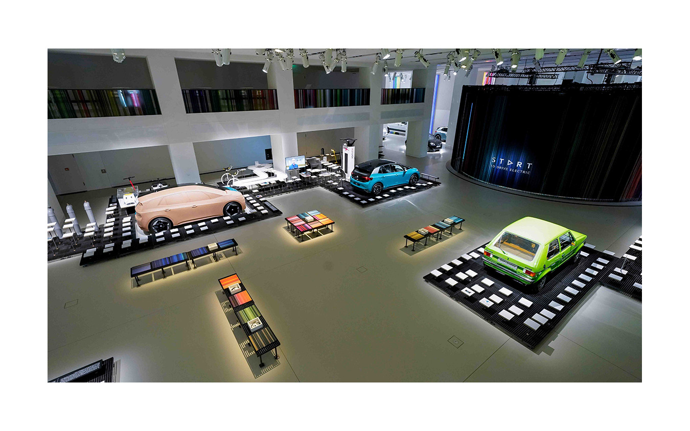 VWグループの電動車に関する特別展示「START TO DRIVE ELECTRIC」