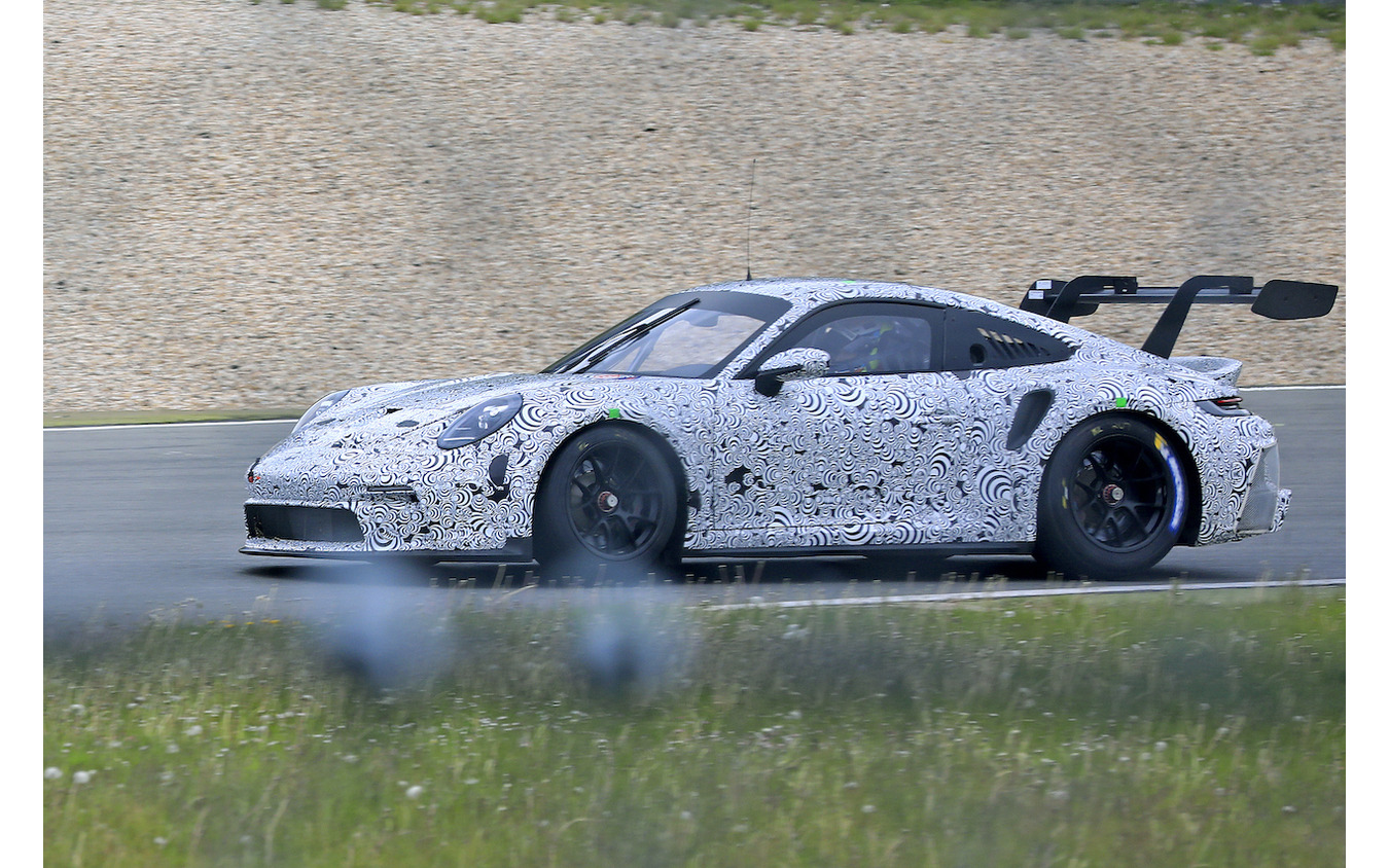 ポルシェ 911 GT3 R 新型プロトタイプ（スクープ写真）