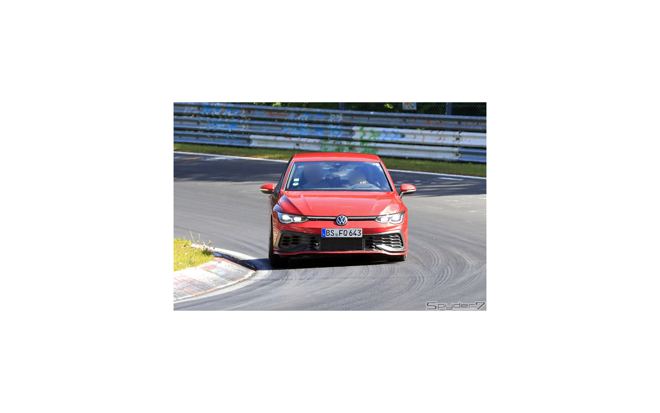 VW ゴルフ GTI TCR 市販型 プロトタイプ スクープ写真