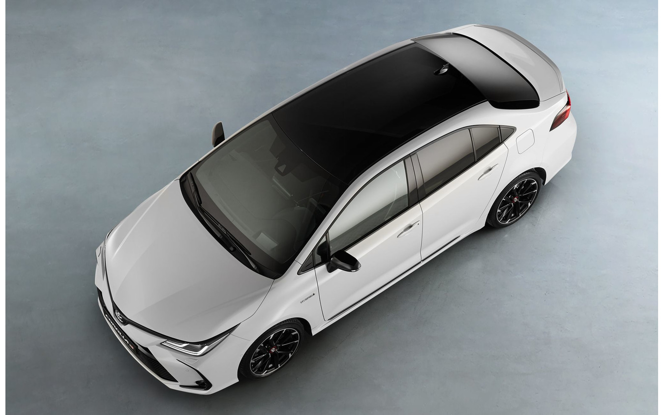 トヨタ・カローラ・セダン 新型 のGR SPORT(欧州仕様)