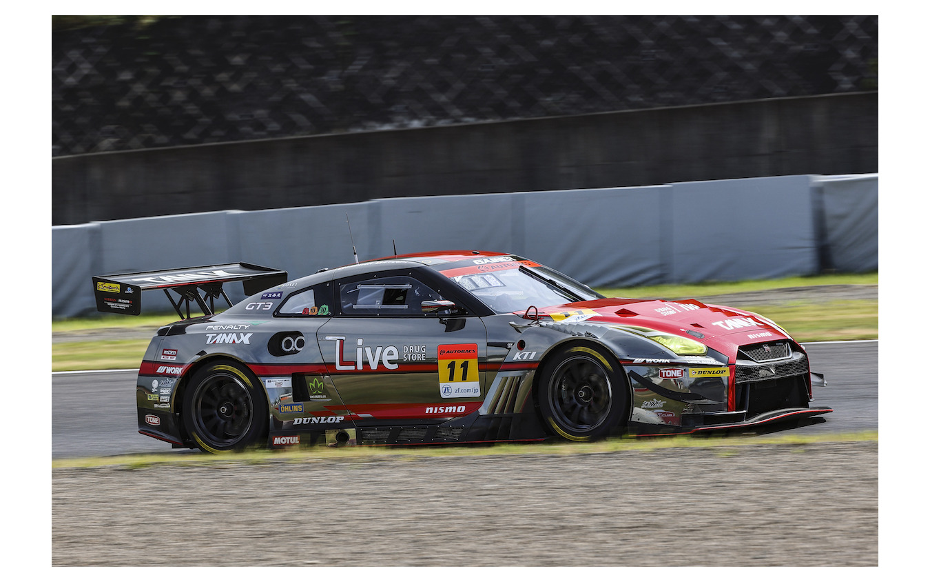 GT300クラス優勝の#11 GAINER TANAX GT-R