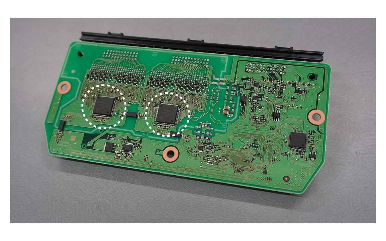 リチウムイオン電池監視IC/電池ECUのコア部品。電動車両の動力源であるリチウムイオン電池の電圧を監視する重要な役割を担っている