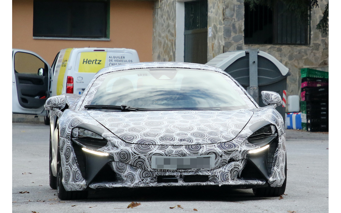 マクラーレンの新型ハイブリッド・スーパーカー(スクープ写真)