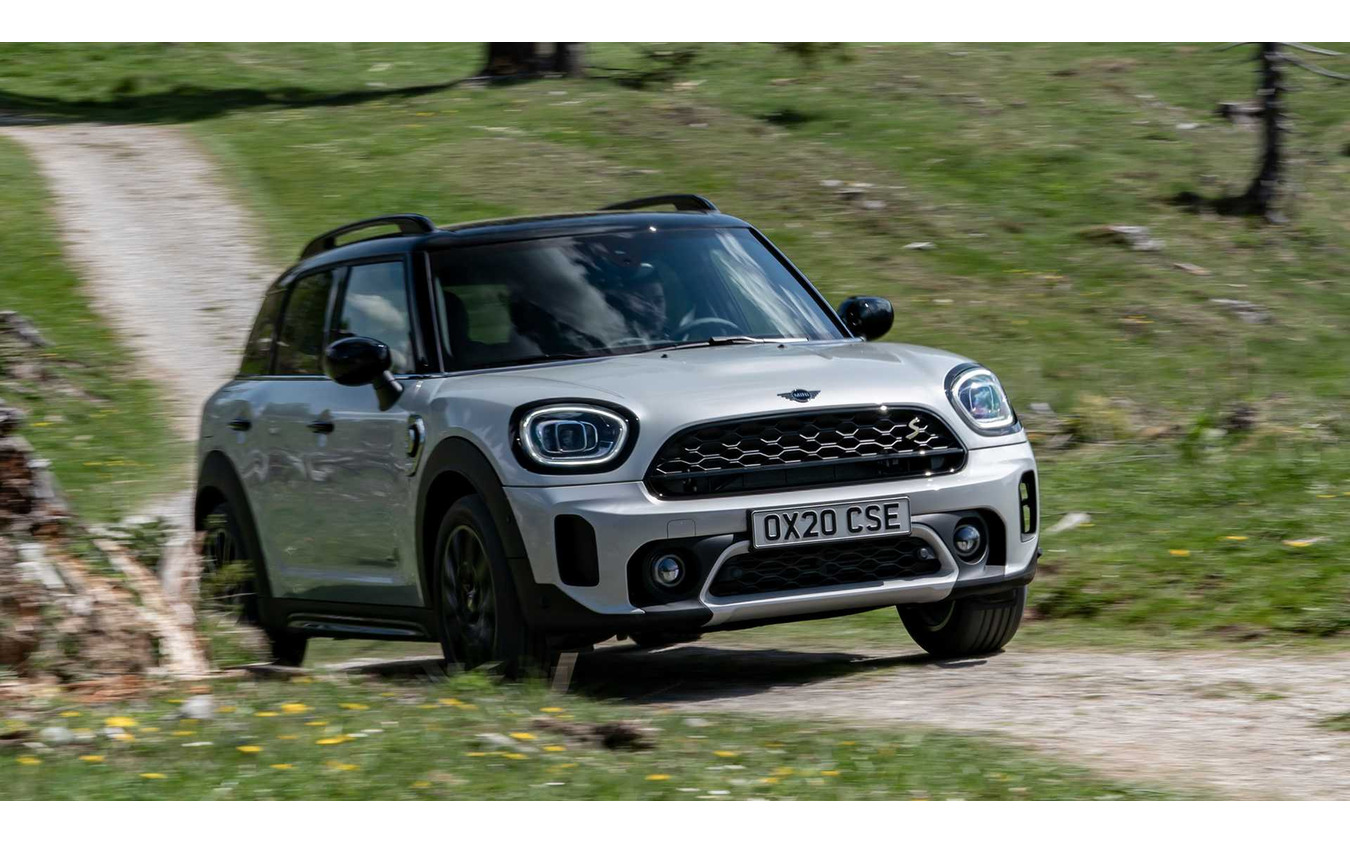 MINI カントリーマン(MINI クロスオーバー)改良新型のPHV
