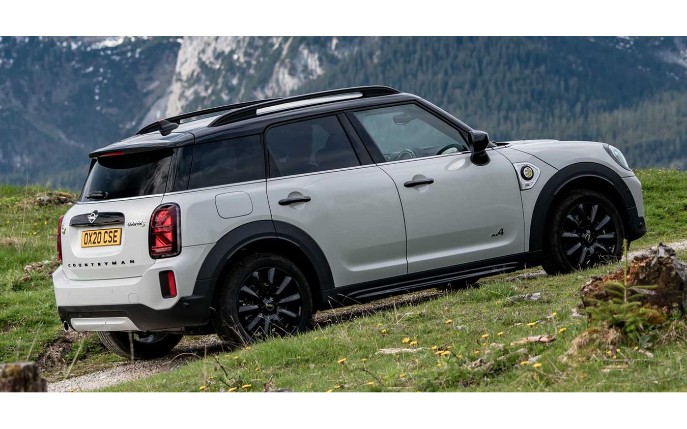 MINI カントリーマン(MINI クロスオーバー)改良新型のPHV