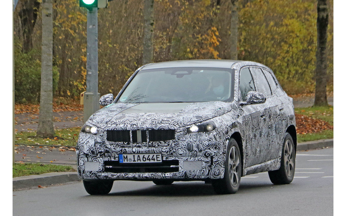 BMW iX1 プロトタイプ(スクープ写真)
