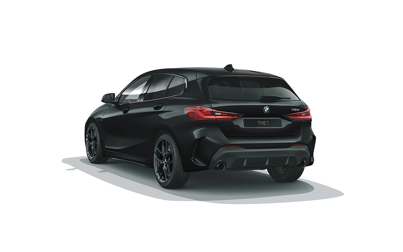 BMW 118dピュアブラック