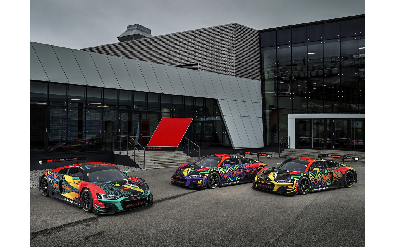 2020年12月の「キャラミ9時間」(南ア)に参戦するアウディのマシンたち(R8 LMS)。