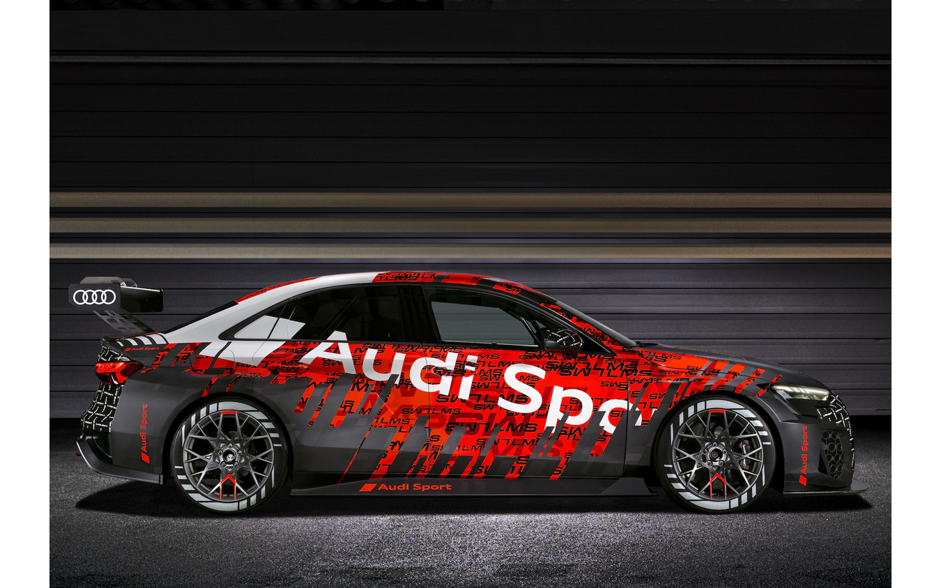 新型Audi RS 3 LMS