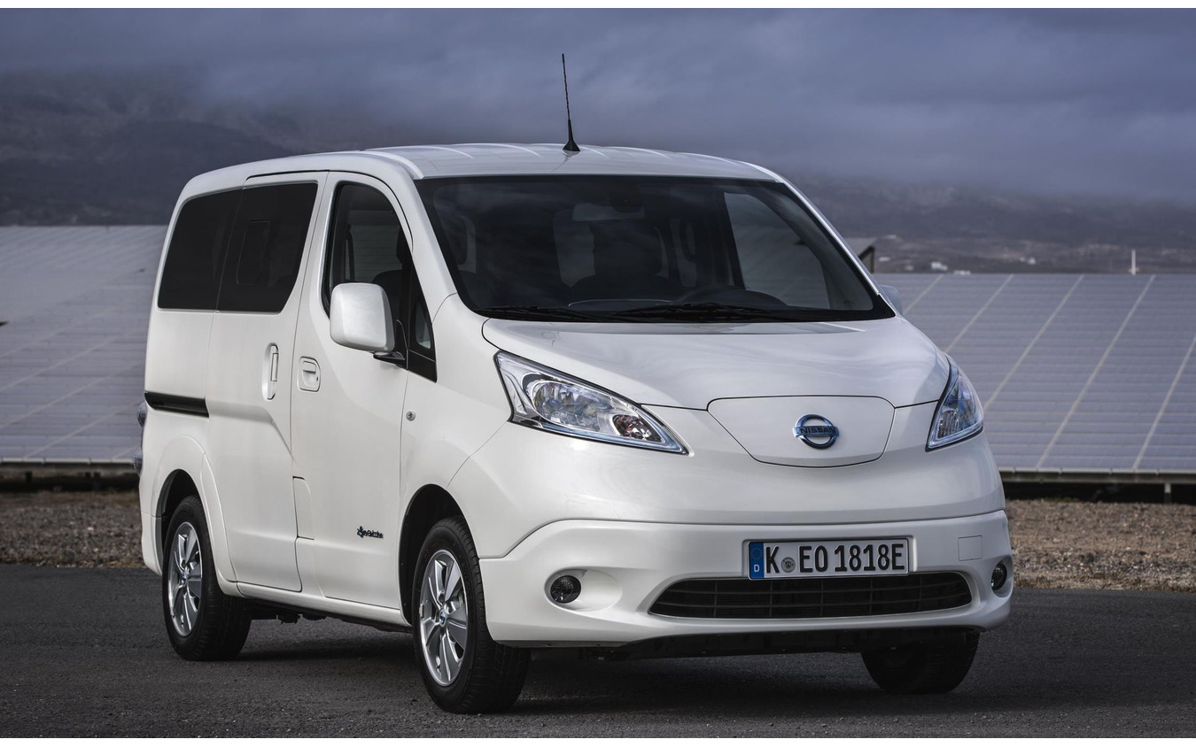 日産 e-NV200 現行型(参考)