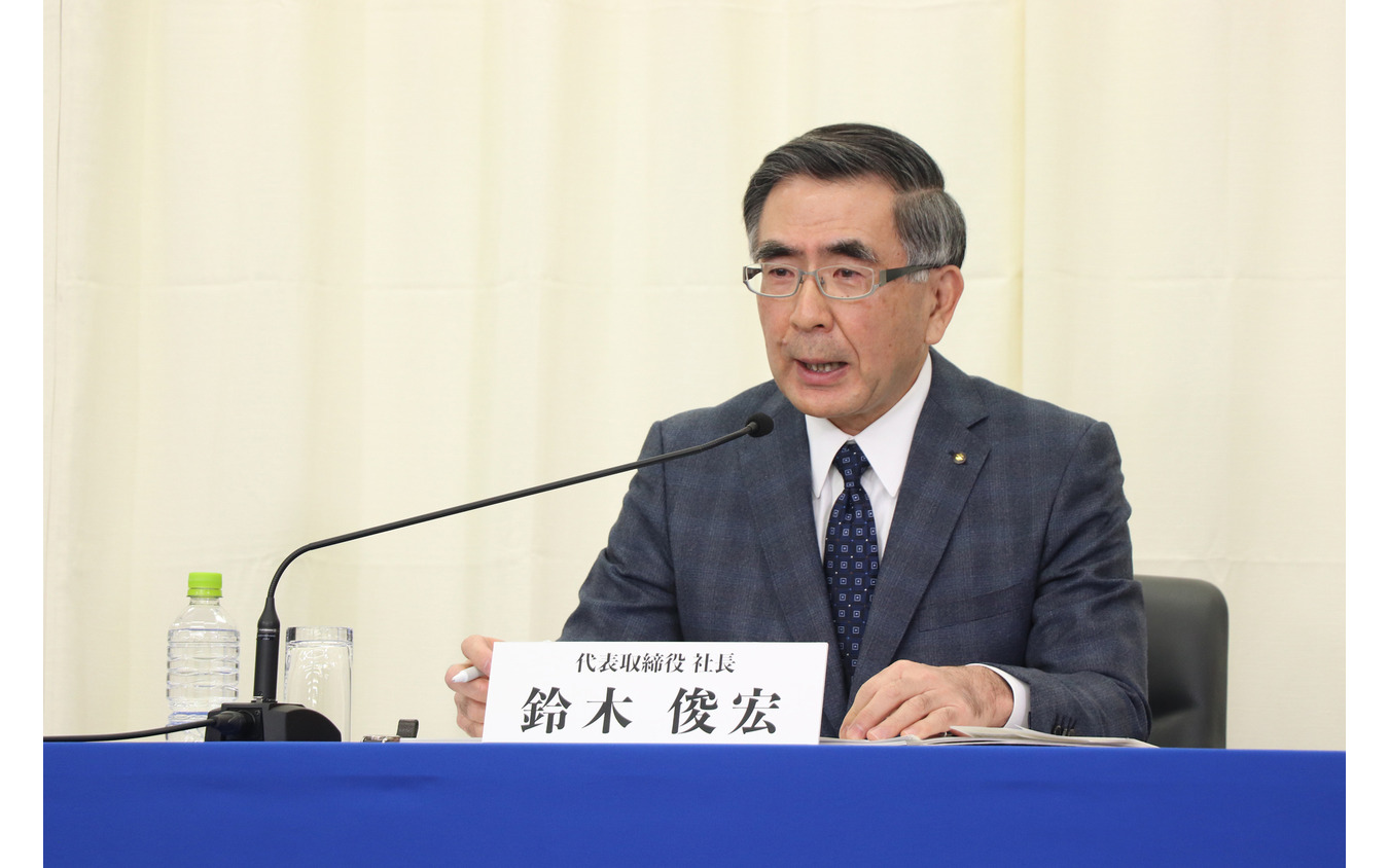 スズキの鈴木俊宏社長