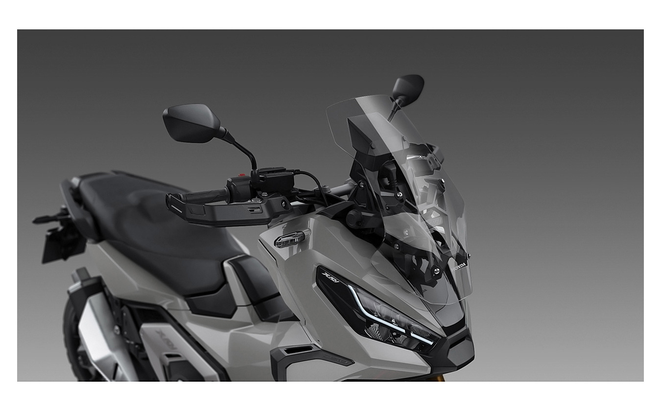 ホンダ X-ADV ウィンドシールド（最低位置）