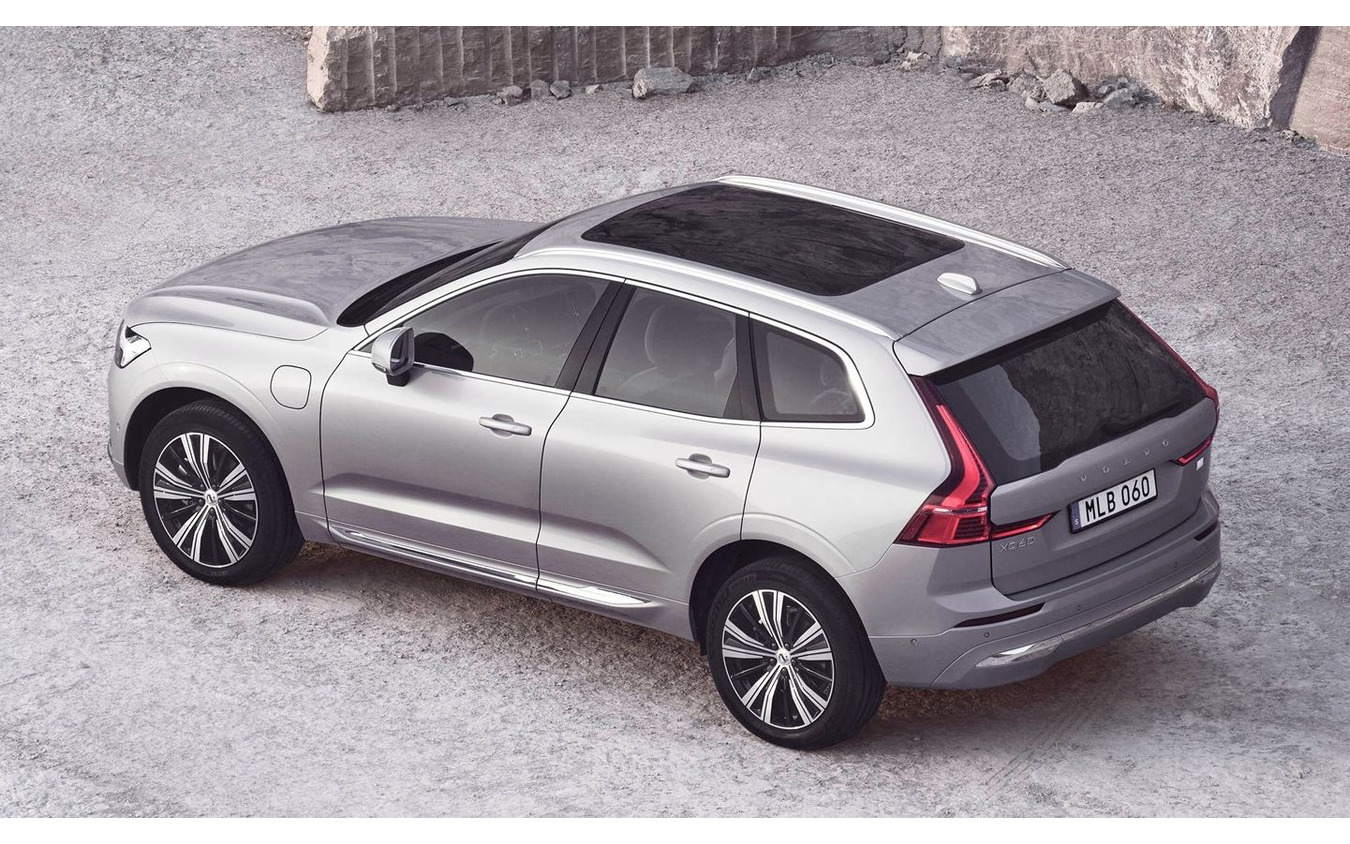 ボルボ Xc60 フロントマスクを小変更 22年型を欧州発表 レスポンス Response Jp