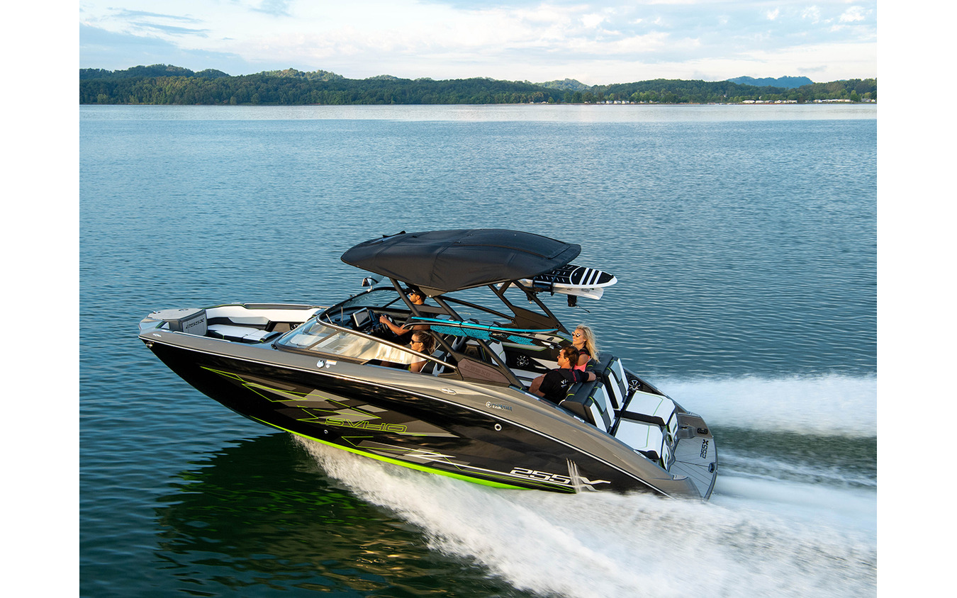 ヤマハ発動機 新艇 255xe などスポーツボート21年モデル発売へ レスポンス Response Jp