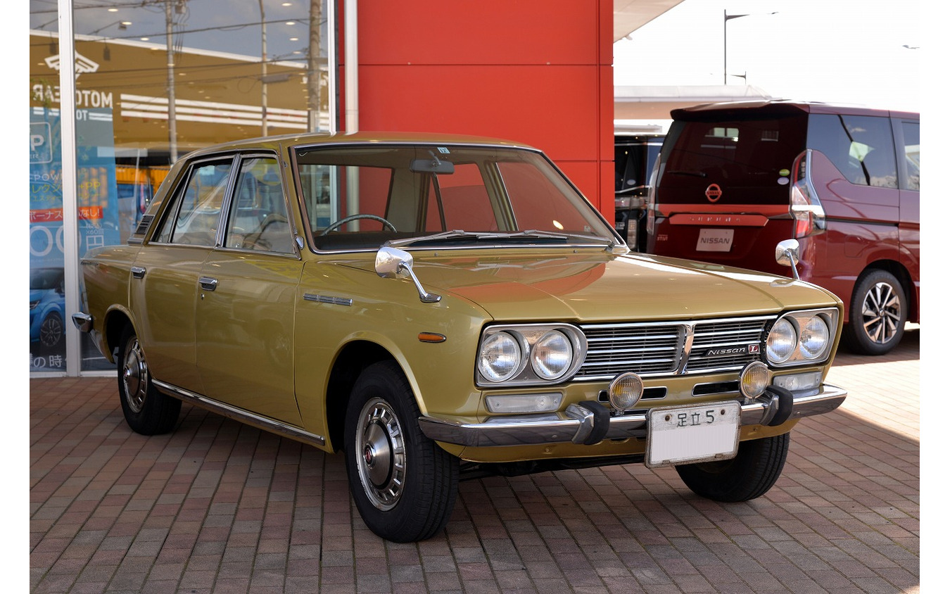 セダン1800DX-B(1968年)