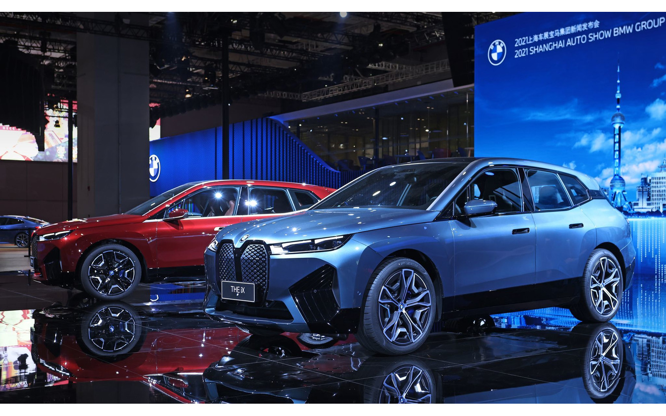BMW iX(上海モーターショー2021)