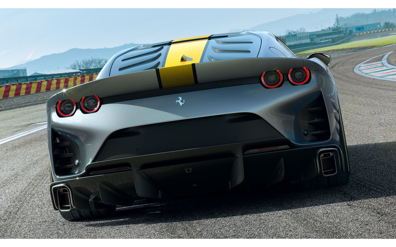フェラーリ 812スーパーファスト をベースにした「リミテッドエディションV12モデル」(仮称)