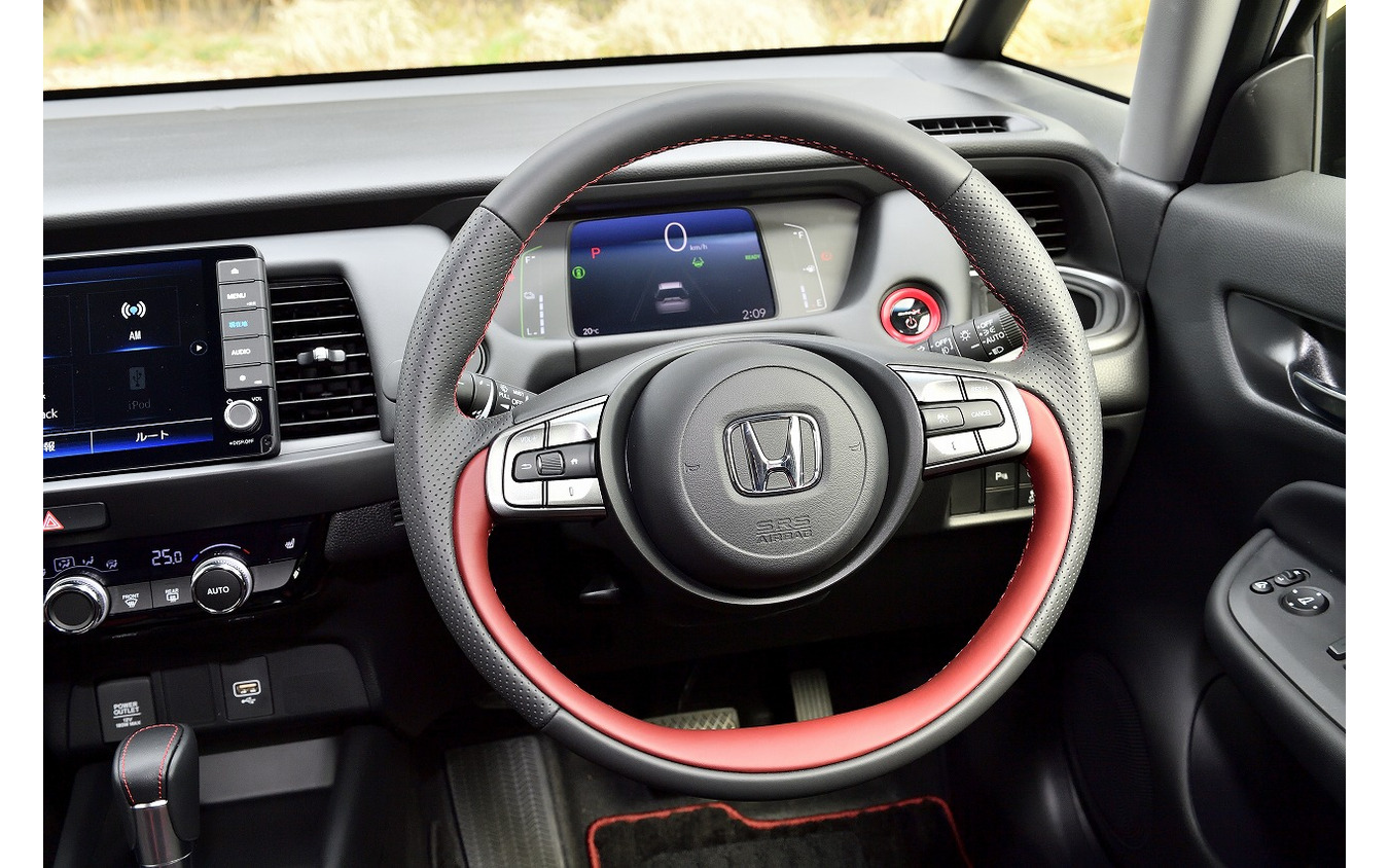 ホンダ フィット 改良新型 モデューロx登場 専用グリル装着でクールに変身 写真29点 26枚目の写真 画像 レスポンス Response Jp