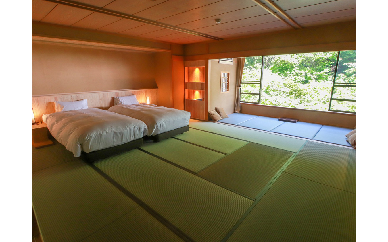 ドライブには素敵なお宿を 部屋の真ん中に浴槽を配置した斬新な客室4部屋が誕生 扉温泉 明神館 6枚目の写真 画像 レスポンス Response Jp ドライブには素敵なお宿を 部屋の真ん中に浴槽を配置した斬新な客室4部屋が誕生 扉温泉 明神館 6枚目の写真 画像 レスポンス Response Jp