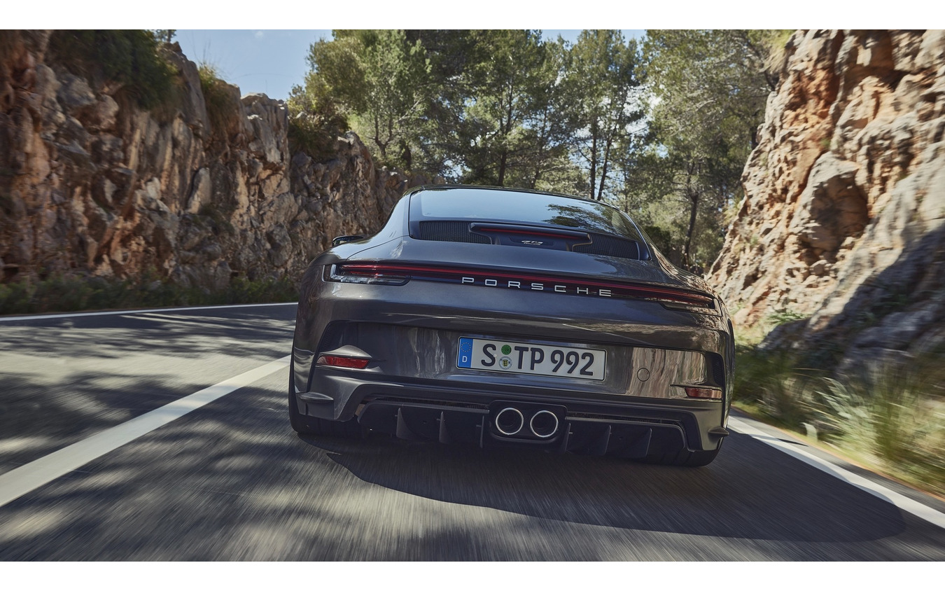 ポルシェ 911 Gt3 新型に ツーリングパッケージ リアウイングを廃止 欧州発表 レスポンス Response Jp