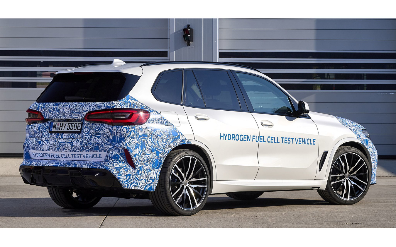 BMW i ハイドロジェン NEXT のプロトタイプ