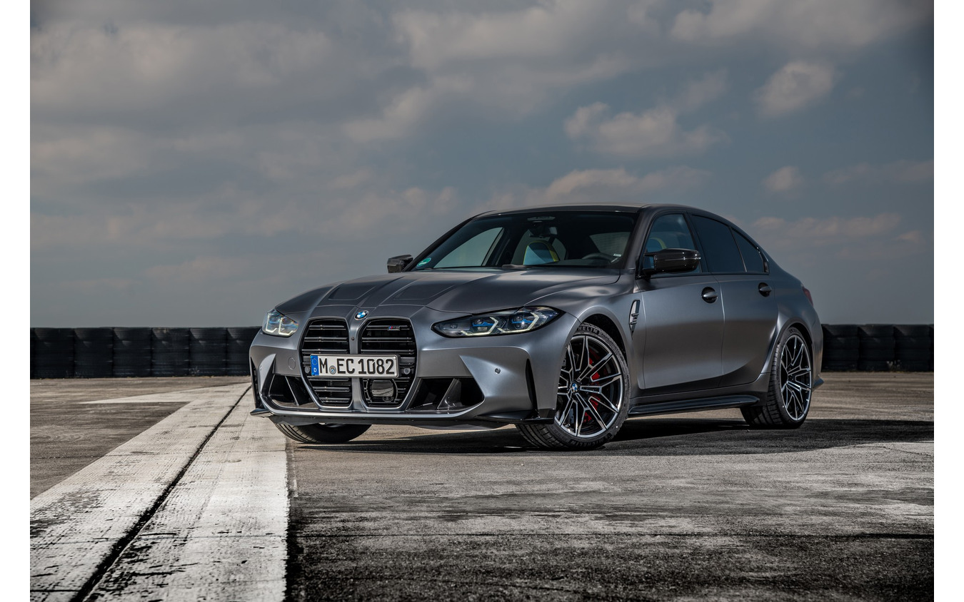 BMW M3 コンペティション・セダン 新型の「M xDrive」