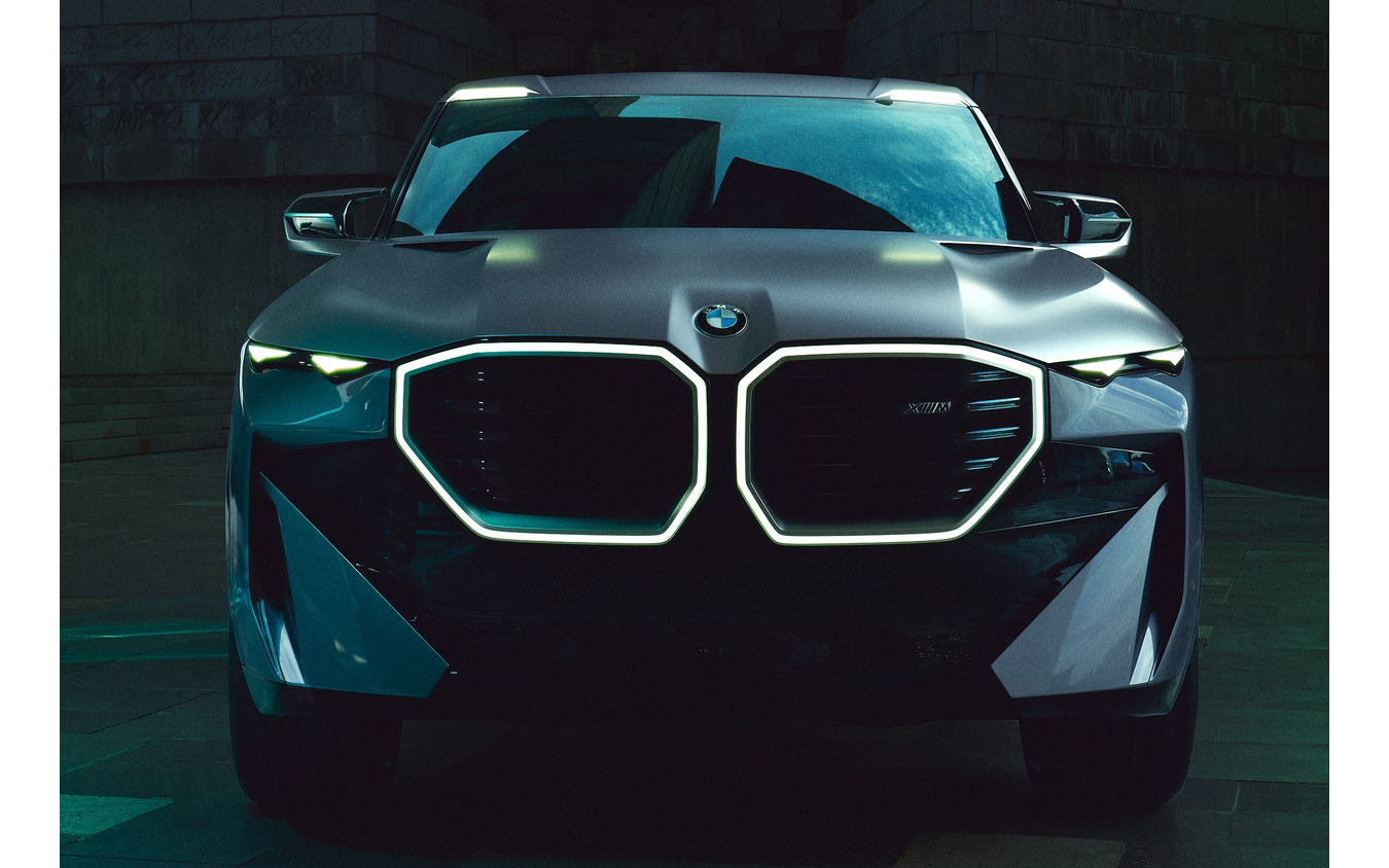 BMW コンセプト XM