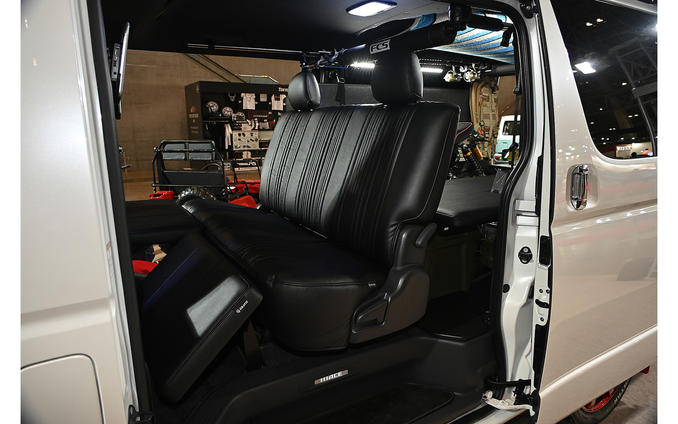 カマロ顔のエブリイ登場 箱車カスタムの雄 ギブソン が遊び心満載のカスタムを提案 東京オートサロン22 16枚目の写真 画像 レスポンス Response Jp